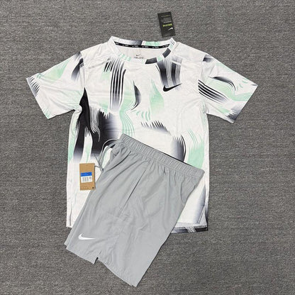 Ensemble t-shirt/short Nike imprimé (2)