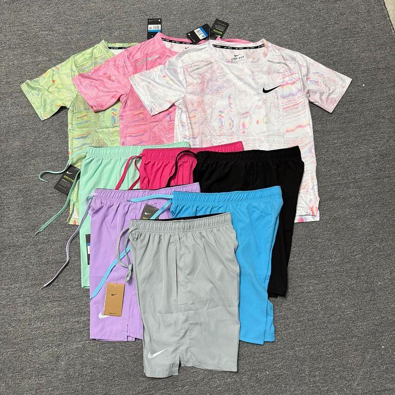 Ensemble t-shirt/short Nike imprimé (3)
