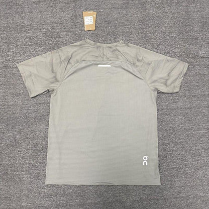 Ensemble t-shirt/short ON 2733+2602