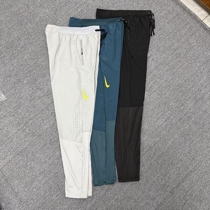 Pantalon de jogging Nike 233