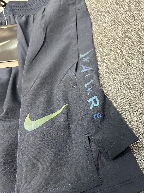 Short Nike 253