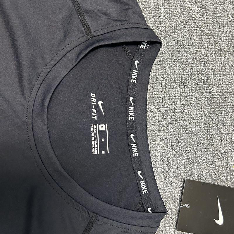 T-shirt Nike 2704