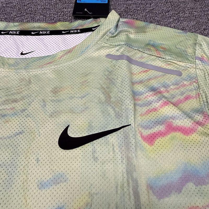 T-shirt Nike imprimé (2)