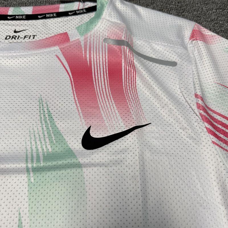 T-shirt Nike Nike imprimé