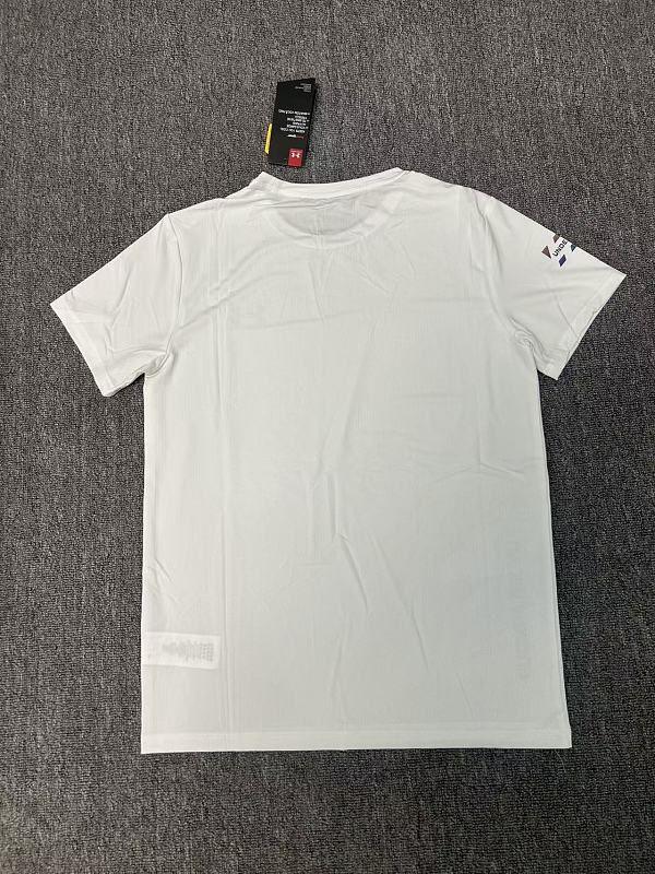 T-shirt Under Armour 8001