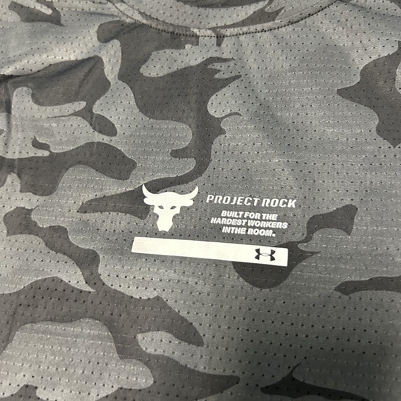 T-shirt Under Armour 8024