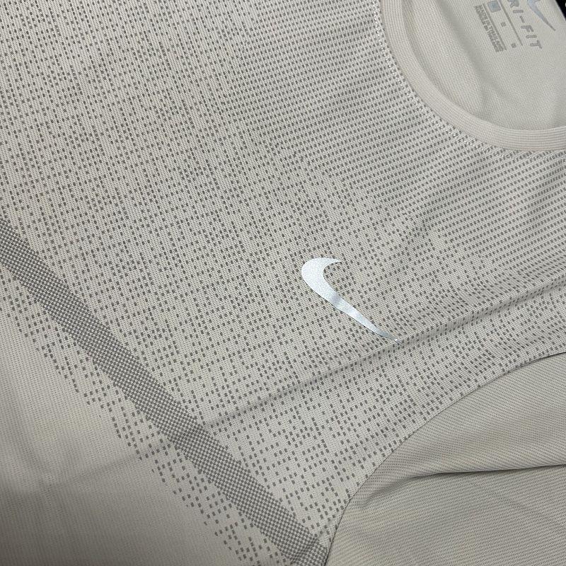 T-shirt Nike 8040